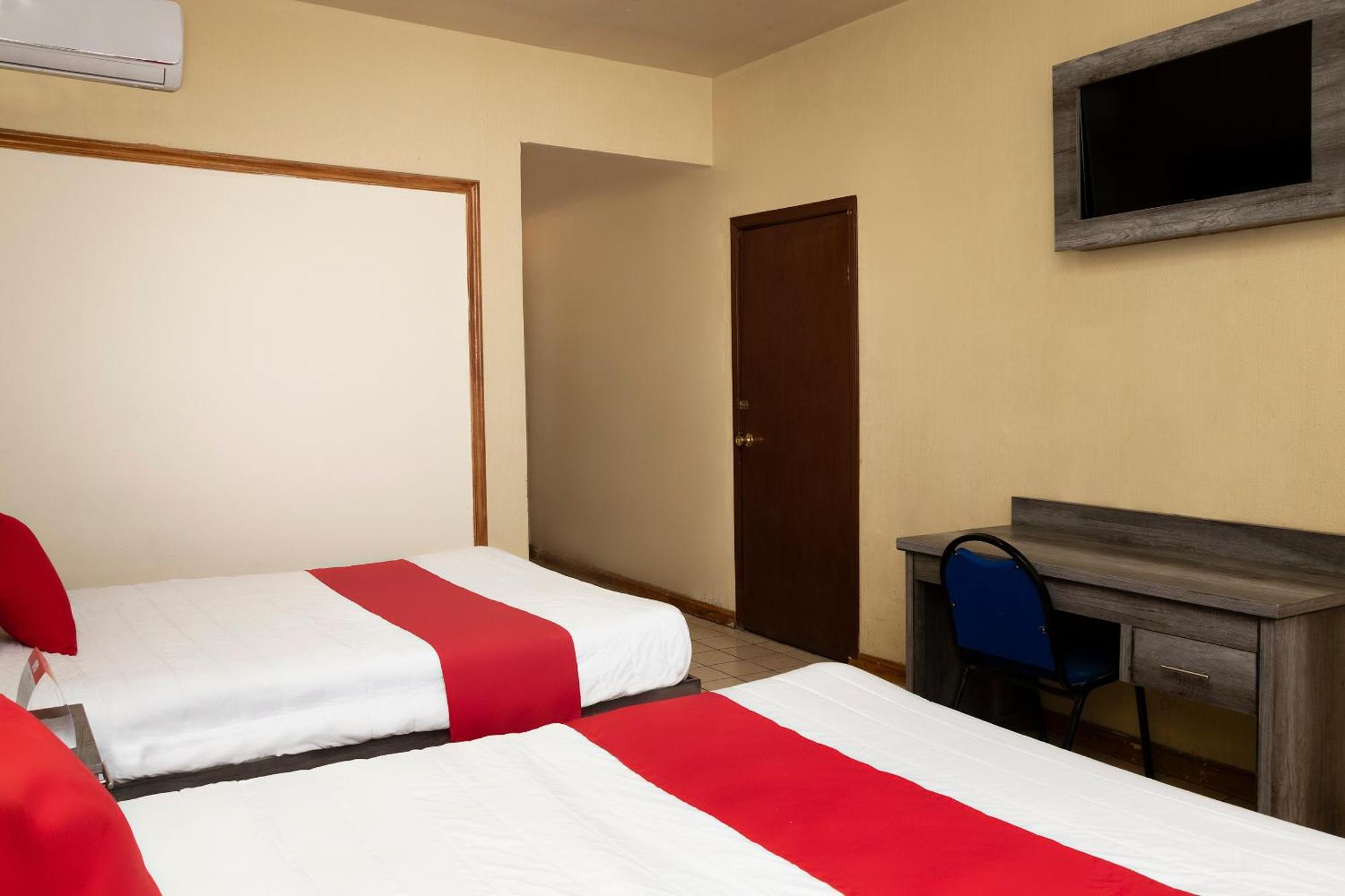 Hotel Oyo Real Del Sur, Estadio 3*